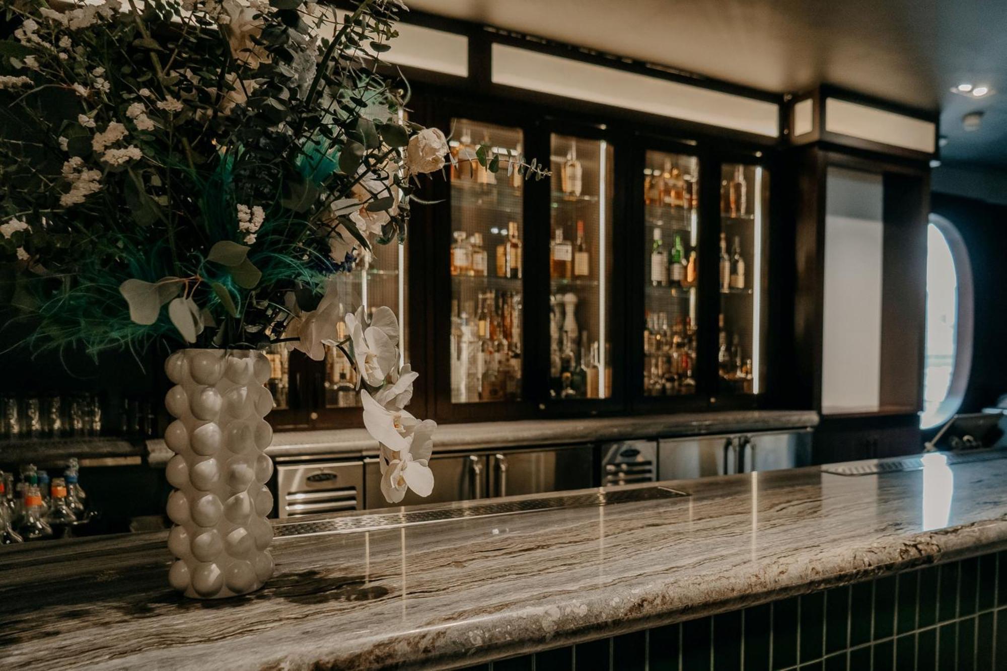 Hotel Indigo Lower East Side New York By Ihg Bagian luar foto